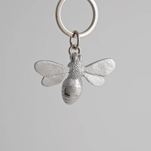 Lancaster Gibbings Bee Key Ring in Pewter Rococo Jewellery