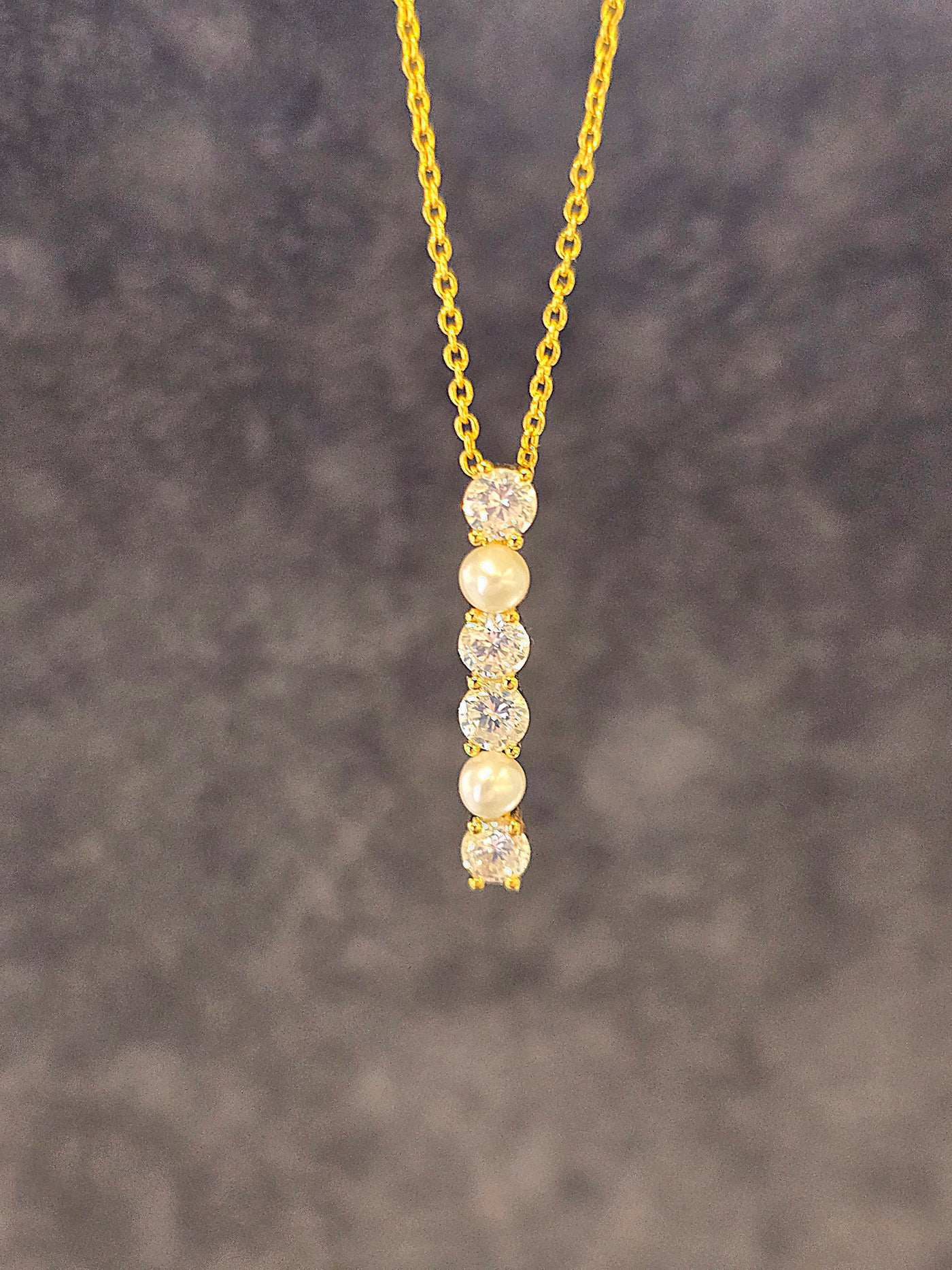 Gold Plated White Pearl and Cubic Zirconia Pendant Necklace