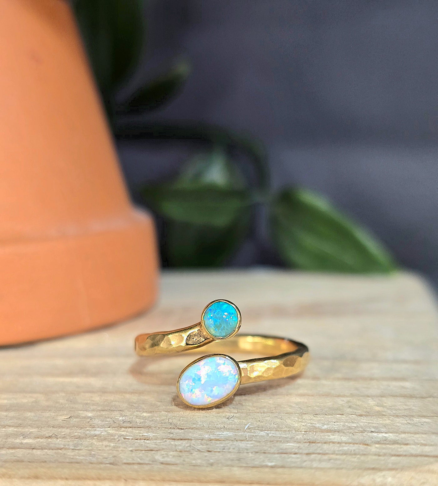 Lavan 18ct Gold Vermeil White/Green Opal Adjustable Ring