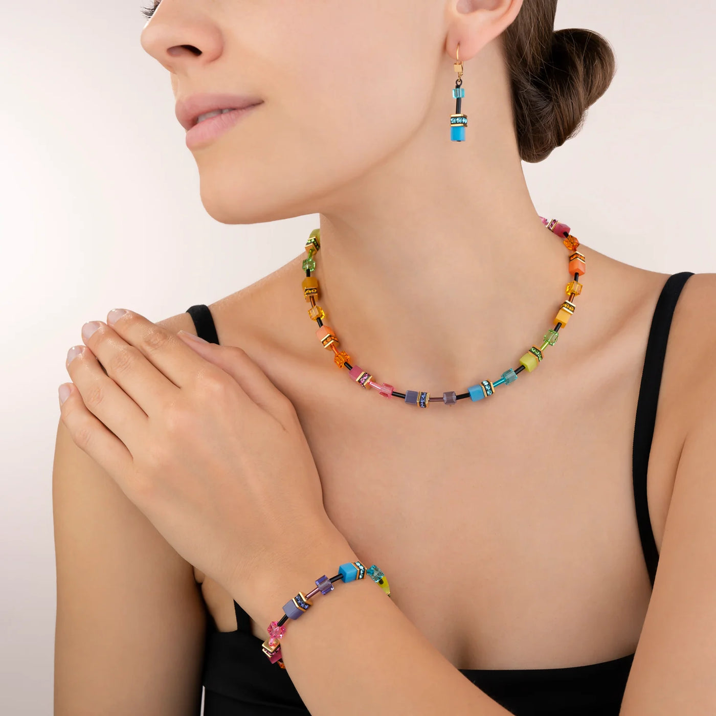 Coeur De Lion Multicolour Rainbow Gold 2 and Swarovski® Crystals GeoCUBE® Bracelet