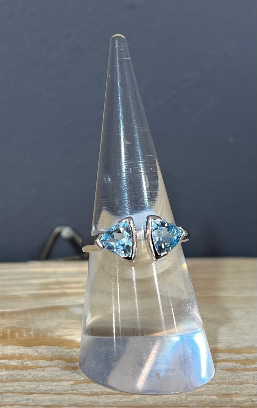 Unique & Co Sterling Silver Blue Topaz Ring