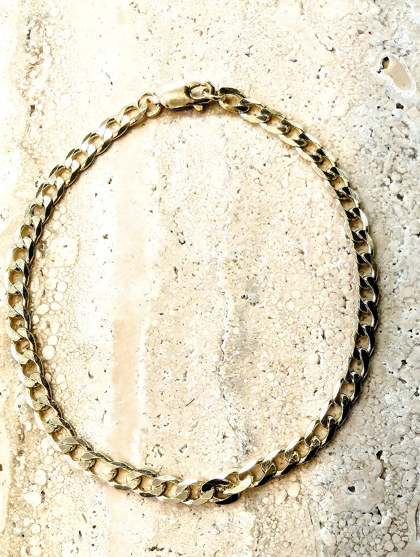 9ct Yellow Gold Metric Curb Bracelet - Rococo Jewellery