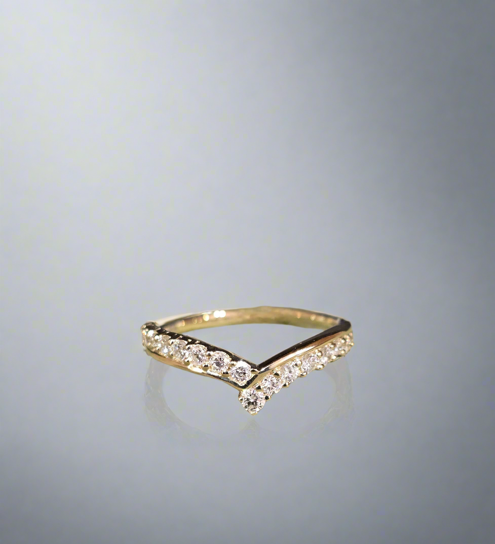 9ct Yellow Gold Wishbone Diamond Ring