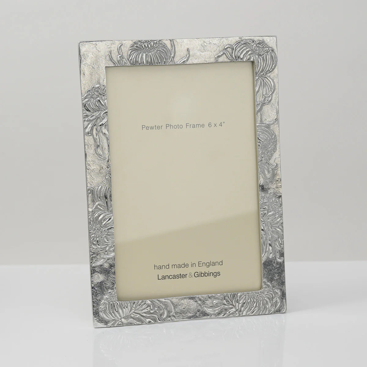 Lancaster & Gibbings Chrysanthemum Photo Frame