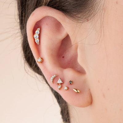 Scream Pretty Gold Zirconia Curve Helix Single Flat Back Earring