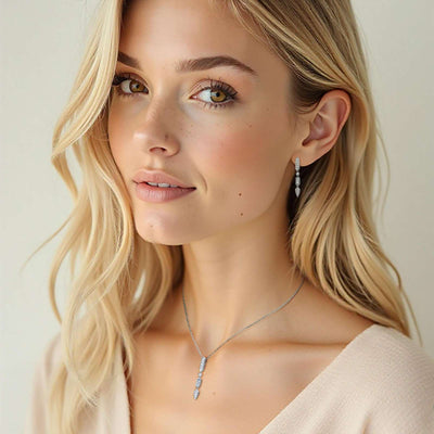 18ct Yellow Gold Diamond Drop Pendant Necklace