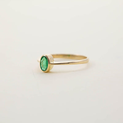 Simon Alexander 9ct Gold Emerald Ring - Rococo Jewellery