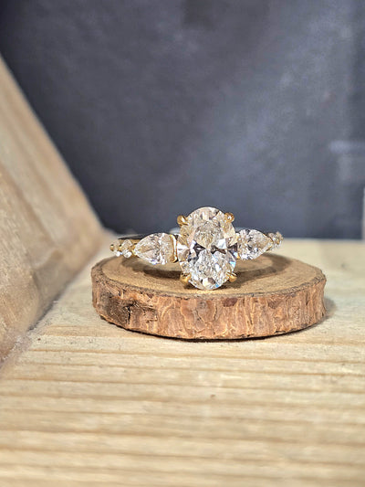 18ct Yellow Gold 6-stone Lab Grown Diamond Ring