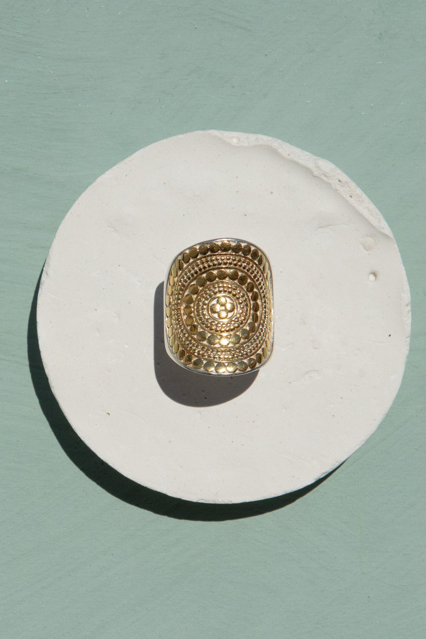 Anna Beck Classic Saddle Ring