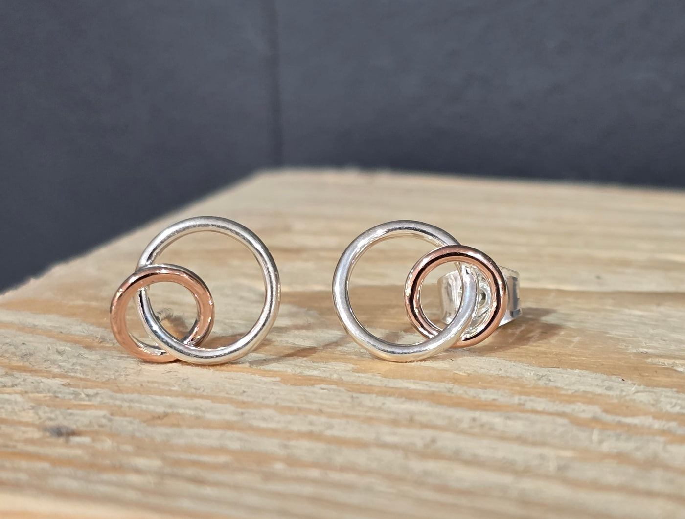 Unique & Co Sterling Silver Circles Stud Earrings