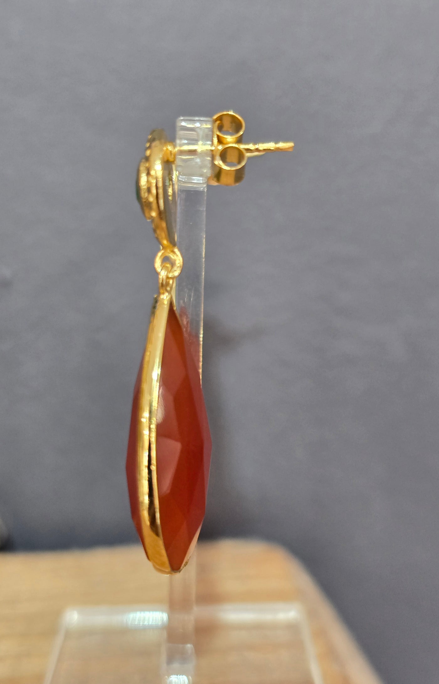 Gold Carnelian & Green Onyx Stud Teardrop Earrings