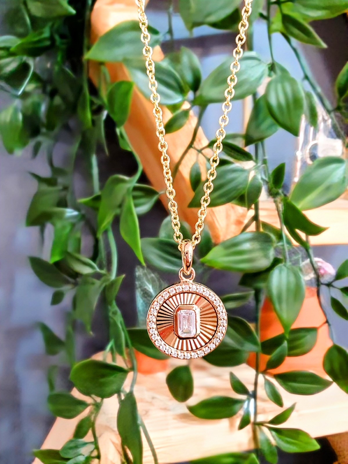Unique & Co Gold Vermeil Cubic Zirconia Pendant Necklace