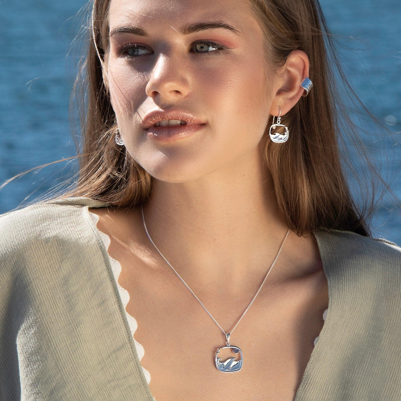 Sea Gems Sunset Surf Pendant Necklace - Rococo Jewellery