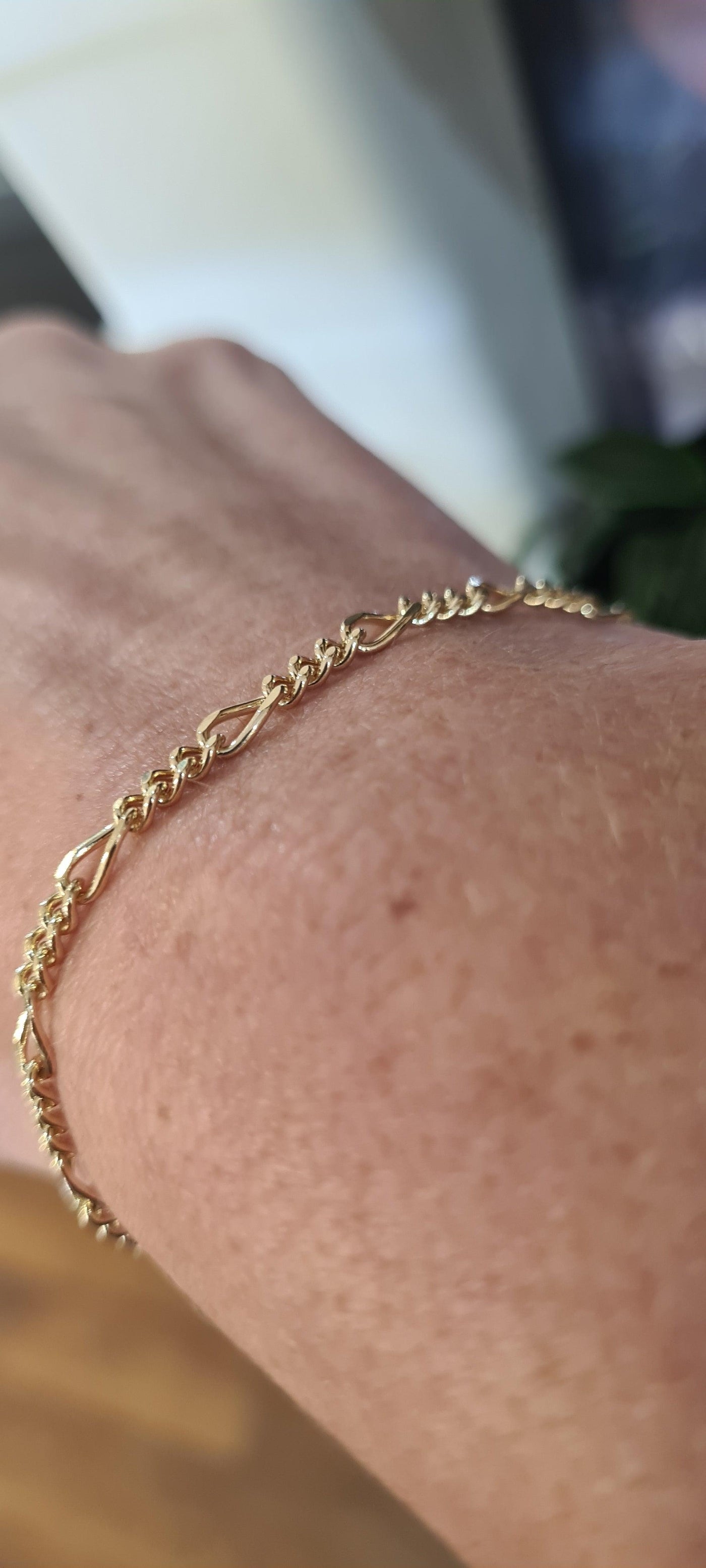 Vintage 9ct Yellow Gold 8.75” Figaro Bracelet – Tadgh O Flynn Jewellers