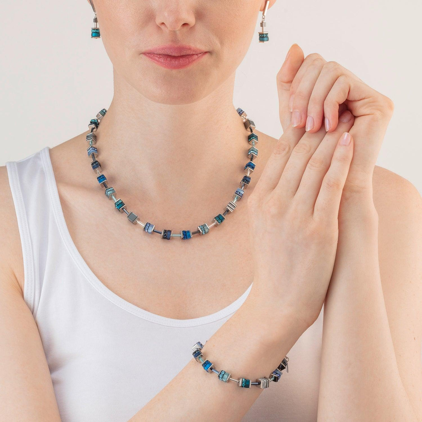 Coeur De Lion Blue Sparkling GeoCUBE® Necklace - Rococo Jewellery