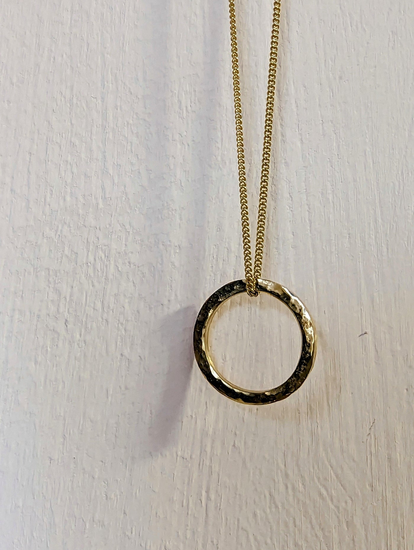 9ct Yellow Gold Circle Necklace - Rococo Jewellery