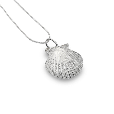 Baby Scallop Shell Pendant in Sterling Silver - Rococo Jewellery